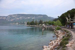 Gardasjøen om våren av Alexandra Joseph