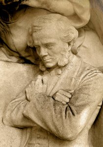 Detalj av en skulptur som viser komponisten Cesar Franck (1822-1890), Square S. Rousseau, Paris av Alfred Charles Lenoir