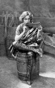 Pauline Chase som Peter Pan, 1908-1909.