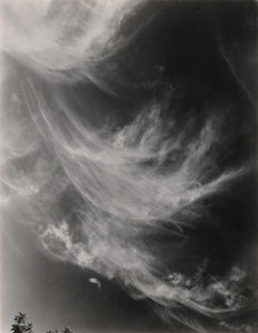 Tilsvarende, 1930. av Alfred Stieglitz