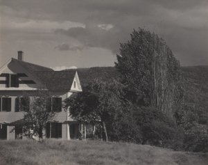 Hus og popler, Lake George av Alfred Stieglitz