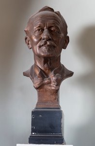 Skulptur av C R Ashbee, ca. 1929 av Allan Wyon