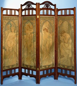 En skjerm i jugendstil, panelene dekorert med serien "Les Heures du Jour", bestående av Eveil Matin, Eclat du Jour, Reverie du Soir og Repos de la Nuit, 1899 av Alphonse Mucha