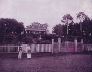 Et plantasjehjem i Mississippi (s/hvitt bilde) av American Photographer (after)
