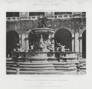 Fontene på Piazza Della Madonna, Loreto, Italia (s/hvitt-bilde)