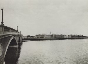 Harvard University: John W Weeks Bridge og Graduate School of Business Administration (s/hv-bilde) av American Photographer (after)