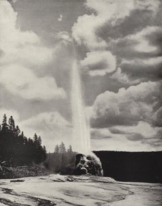 Lone Star Geyser, Yellowstone, Wyoming (s/hvitt bilde) av American Photographer (after)