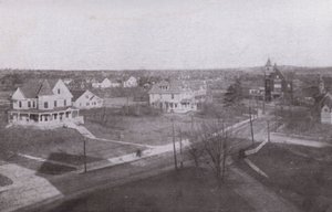 Old Orchard Beach, Maine: Ser innover i landet fra Old Orchard House (s/hvitt-bilde) av American Photographer (after)