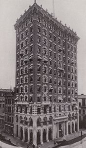 Providence, Rhode Island: The Union Trust Building (s/hvitt bilde) av American Photographer (after)