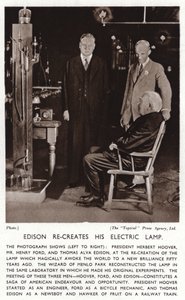 Thomas Edison gjenskaper sitt elektriske lys for president Herbert Hoover og Henry Ford (s/hv-bilde) av American Photographer (after)