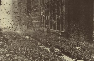 USAs president Franklin D Roosevelt mottok en entusiastisk velkomst i New York City etter å ha blitt valgt for en tredje periode, desember 1940 (s/hv-bilde) av American Photographer (after)