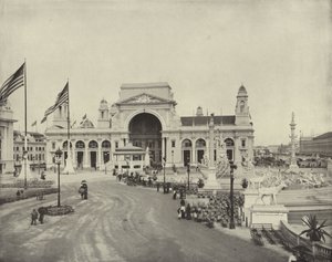 Over Grand Plaza, nordover av American Photographer