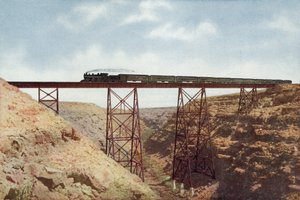 Canyon Diablo, Arizona (farget bilde) av American Photographer