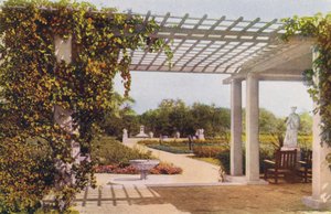 Chicago: Sunken Garden, Humboldt Park (fargebilde) av American Photographer
