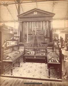 Kuffel & Essers-utstillingen, hovedbygningen, Centennial International Exhibition, Philadelphia, 1876 (albumtrykk) av American Photographer