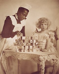 Maid DeAh, ca. 1900 (albumtrykkfoto) av American Photographer