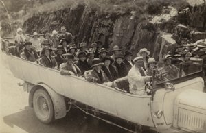 Stretchlimousine (svart-hvitt-bilde) av American Photographer