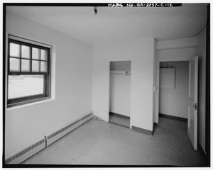 Techwood Homes, Building No. 1, 575-579 Techwood Drive, Atlanta, Fulton County, GA (s/hvitt-bilde) av American Photographer