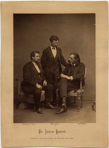 The American Humorists, gruppeportrett av George M Baker, Boston (albumfoto)