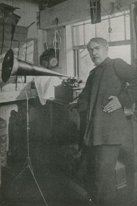 Thomas Edison i verkstedet sitt