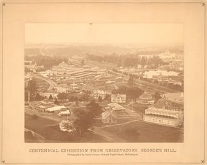 Utsikt over Centennial International Exhibition, fra observatoriet, Georges Hill, Philadelphia, 1876 (sølvalbumintrykk) av American Photographer