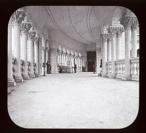 Verdens colombianske utstilling: Fisheries Colonade, Chicago, 1893 (lanternelys) av American Photographer