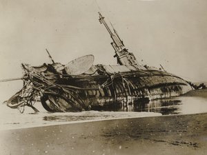 Havarerte amerikansk h3-ubåt, 1917 av American Photographer