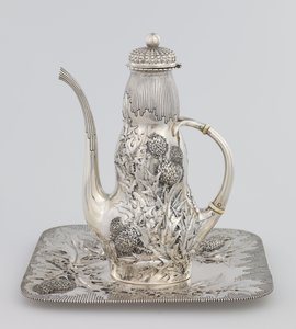 Kaffekanne, 1891 (sølv og elfenben) av American School