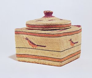 Salish kurv som viser fugler, fra nordvestkysten (vevd fiber) av American School