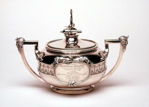 Sugarbowl av Tiffany & Co., ca. 1863 (sølv) av American School