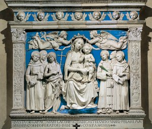 Madonna og barn med hellige, av Andrea della Robbia (1435-1525), glasert keramikk, Medici-kapellet, Santa Croce-kirken, Firenze, Italia