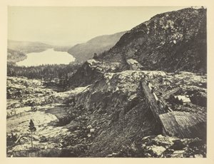 Toppmøtet i Sierra Nevada, Snow Sheds i forgrunnen, Donner Lake in the Distance, C.P.R.R.