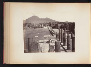 Utsikt over Piazza del Foro i Pompeii, Italia av Anonymous