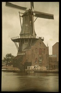 Dampmaismølle De Adriaan på Spaarne, Haarlem av Anonymous