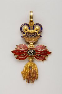 Order of the Golden Fleece: Østerriksk Golden Fleece - Redusert merke - 1850-1900 - Gull og emals - H 6,2 cm; B 4,1 cm; Vekt: 20 g - Privat samling av Anonymous Anonymous