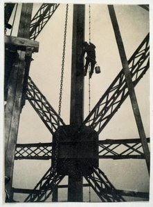 Maler på Eiffeltårnet i 1889, Paris av Anonymous Anonymous