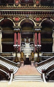 Paris: utsikt over den store trappen til Opera Garnier. Fotografi av 1920 i "" Artistic Album "" av byen Paris. Privat samling. av Anonymous Anonymous