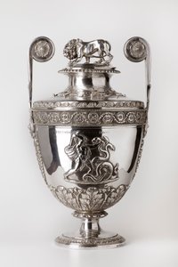 Storbritannia - Vase of the Lloyds Patriotic Fund (sølv av Anonymous Anonymous