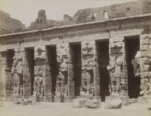 Medinet Habu av Antonio Beato