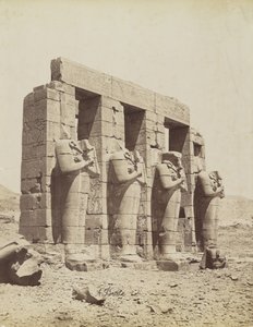 Ramesseum, Theben, utsikt mot sørøst for den andre domstolen av Antonio Beato