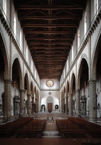 Renessanse: innvendig visning av basilikaen Santa Croce projisert av Arnolfo di Cambio (1245-1302 / 1310) (innvendig utsikt over basilikaen santa croce) 1294 Basilica Santa Croce, Firenze, Italia av Arnolfo di Cambio
