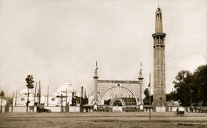 Grenoble (Isère, Dauphiné): Internationale Ausstellung für Weiße Kohle und Tourismus 1925 - der monumentale Eingang und der Orientierungsturm (Perret-Turm) - erbaut von den Brüdern Auguste (1874-1954) und Gustave (1876-1952) Perret, 95 Meter hoch und fast  von Auguste & Gustave (1876-1952) Perret