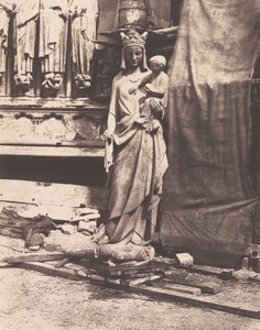 [Skulptur av jomfru og barn, Notre Dame, Paris], 1853-1854.