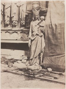 Statue av jomfruen, Notre Dame de Paris