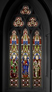 St. Thomas, St. James The Great og St. James The Less, 1849 (farget glass) av Augustus Welby Northmore Pugin