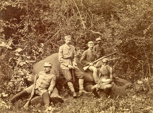 Erkehertug Franz Ferdinand etter jakten, Sri Lanka ca. 1892 av Austrian School