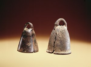 Hesteklokker, fra Babylon, Irak, ca. 700 f.Kr. (bronse)