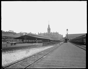 Wells Street Station, Chicago, Illinois, USA, ca. 1905 (s/hvitt-bilde) av Barnes and Crosby