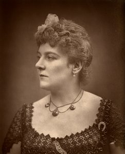 Den britiske skuespillerinnen Henrietta Lindley i Jim the Penman, 1886 av Barraud