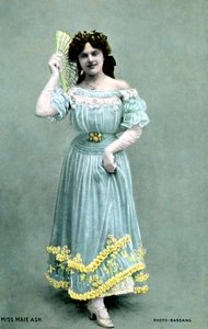 Maie Ash , skuespillerinne, 1905. av Bassano Studio